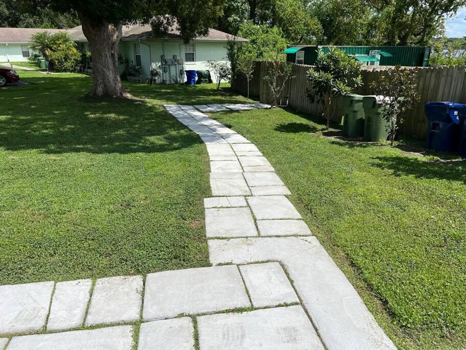 Cypress Gardens 1Bed 1Bath Container Home Centrally Located מראה חיצוני תמונה