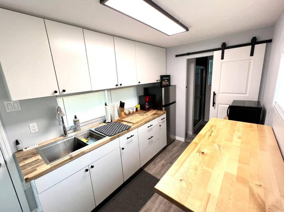 Cypress Gardens 1Bed 1Bath Container Home Centrally Located מראה חיצוני תמונה
