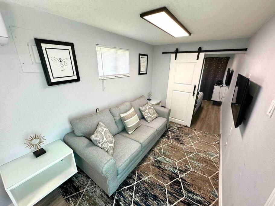 Cypress Gardens 1Bed 1Bath Container Home Centrally Located מראה חיצוני תמונה